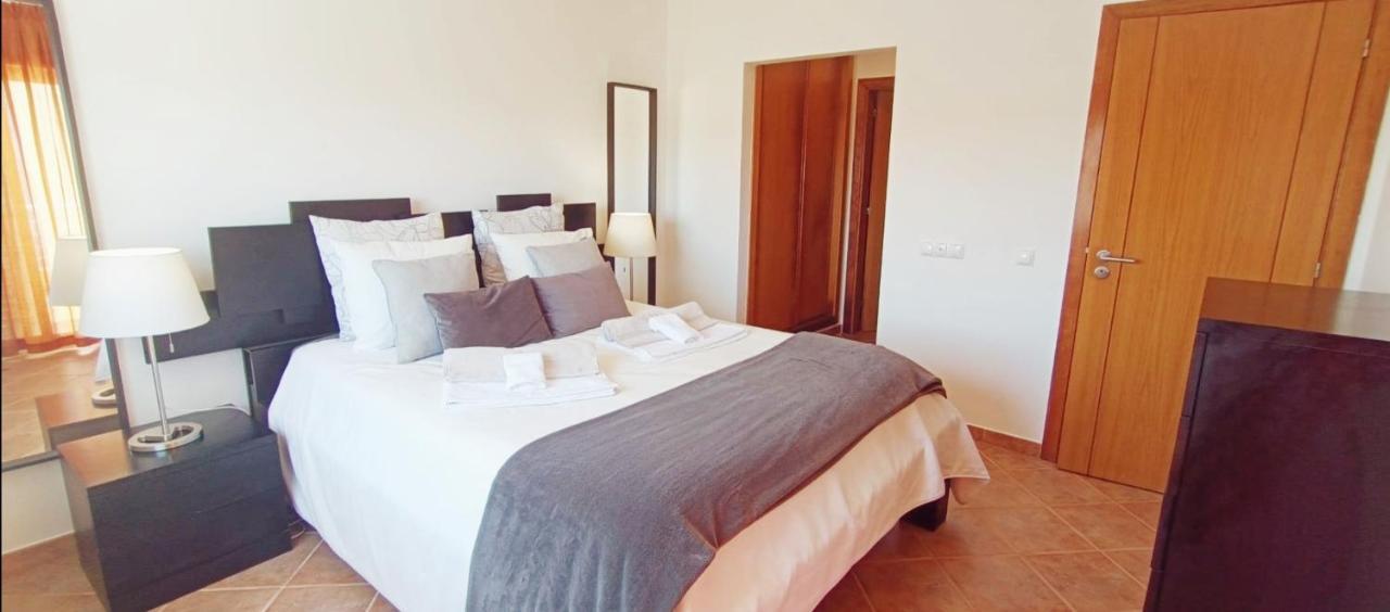 דירות לאגוּ‏ש Recanto Das Tertulias - Apartamento 3 Quartos - Perfeito Para Familias E Amigos מראה חיצוני תמונה