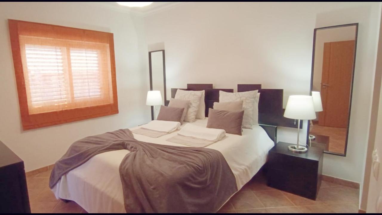 דירות לאגוּ‏ש Recanto Das Tertulias - Apartamento 3 Quartos - Perfeito Para Familias E Amigos מראה חיצוני תמונה